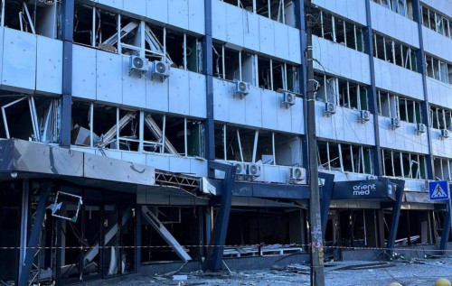 Масований удар по Києву: пошкоджено 9 багатоповерхівок, АЗС, поліклініку та дитсадок, є загиблі