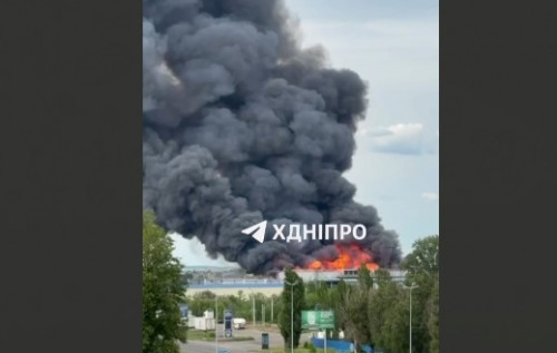 Ракетний удар по Дніпру: що відомо про серію нічних атак на промислові об’єкти
