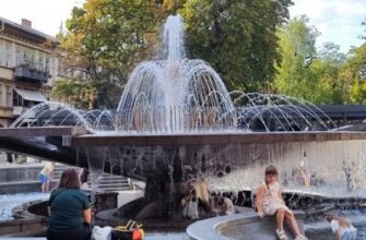 Літні ритми: в Україні потепліє до +28 градусів, але дощі не відступають