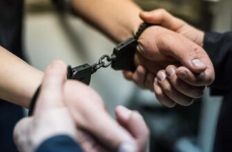 У Дніпрі звичайна перевірка умов проживання родини закінчилася викликом підкріплення
