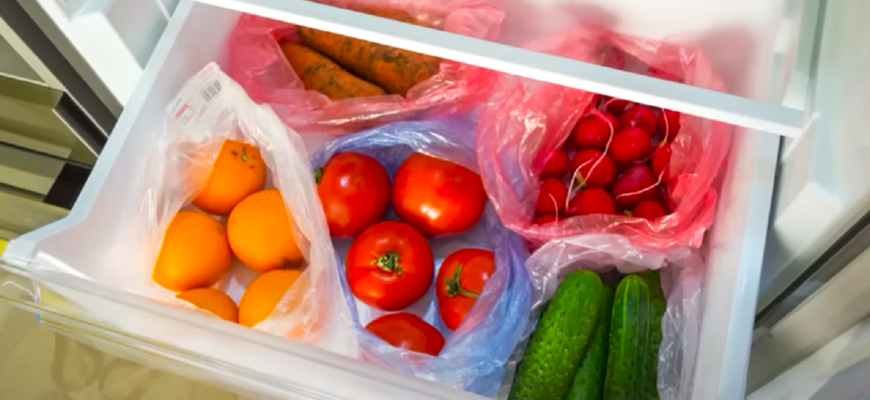 Ви роками робите це неправильно: які продукти категорично не можна тримати в холодильнику