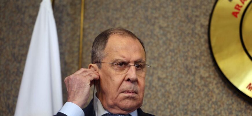 Дивний сигнал Путіну: чому Лавров раптом пішов проти своїх?