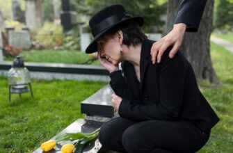 Ви могли цього не знати: що суворо заборонено робити, коли померла рідна людина