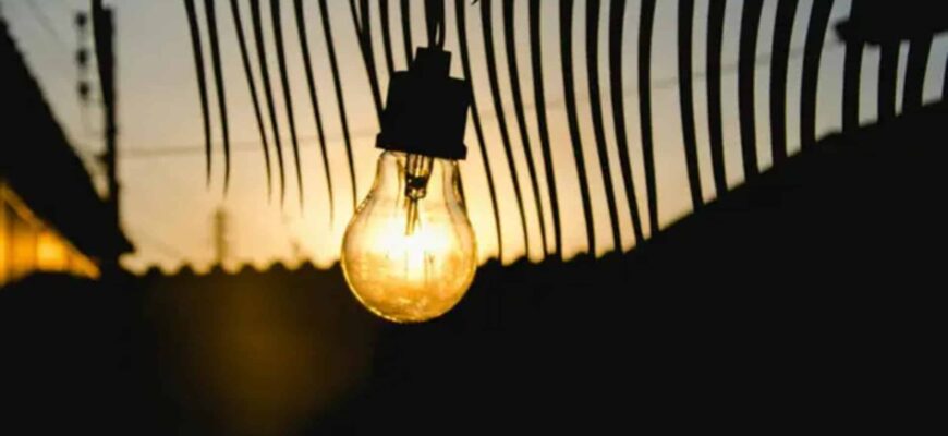 Знову за розкладом: що відомо про нові обмеження електроенергії