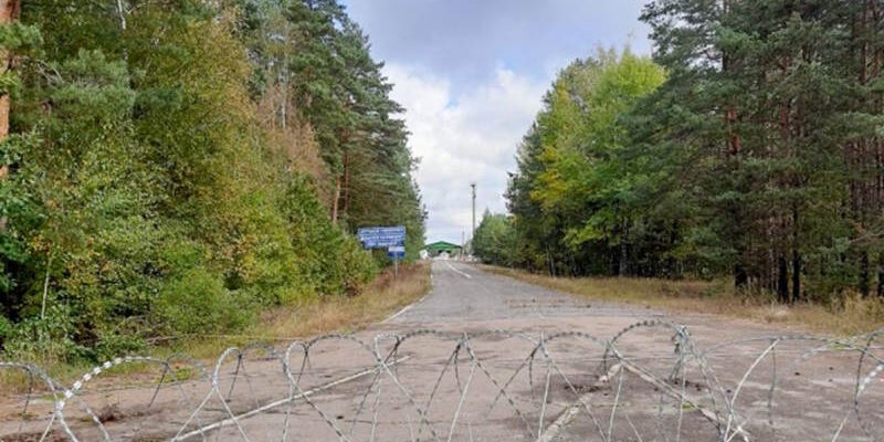 Гриби на мінах: Білорусь намагається заманити українців через кордон