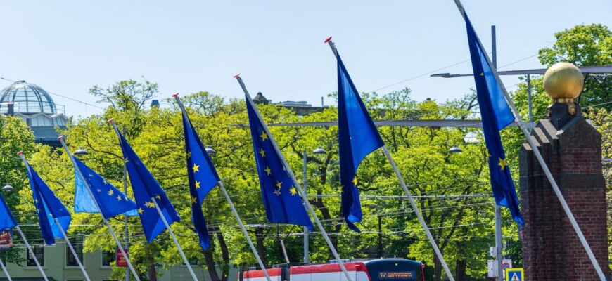 Шлях до ЄС під ударом: хто в Європі намагається зупинити Україну