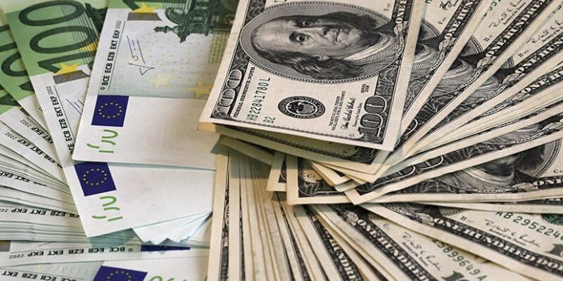 Долар знову росте: новий курс валют на 18 червня Долар знову росте: новий курс валют на 18 червня