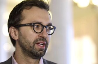 Скарги на «копійки»: скільки насправді заробляє Лещенко в Укрзалізниці