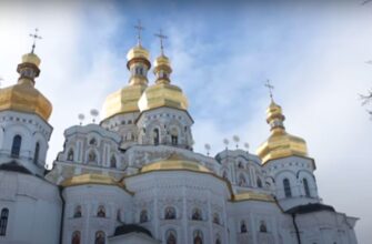 Унікальний шанс для колекціонерів: останні марки з Лаврою знову у продажу