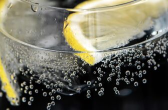 Що станеться з організмом, якщо щодня пити воду з лимоном: неймовірний ефект