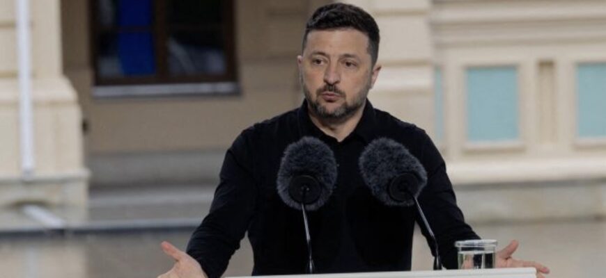 Дипломатія чи очікування: чи піде Київ на прямий діалог з Кремлем