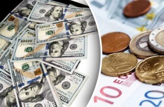 Долар різко обвалився, а євро дорожчає: як змінюється курс валют