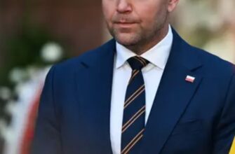Дипломатичне загострення: у Варшаві висунули вимогу щодо нагороди Зеленського