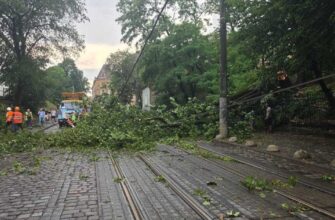 Пекельні вихідні: аномальна погода паралізувала життя одного з міст України