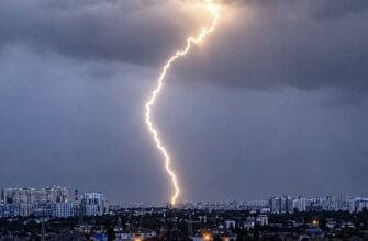 Трагедія на заході України: блискавка влучила у маленьку дитину