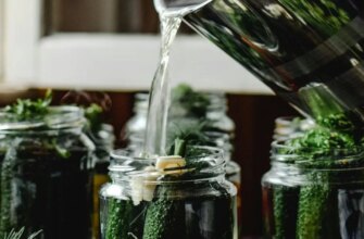 Сіль, яка псує заготівлі: чому ваші огірки стають м’якими