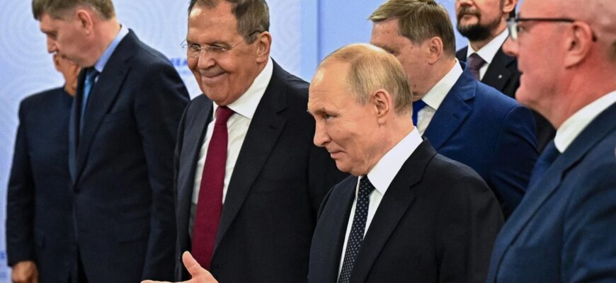Нові забаганки Москви: що Кремль вимагає від України для «миру»