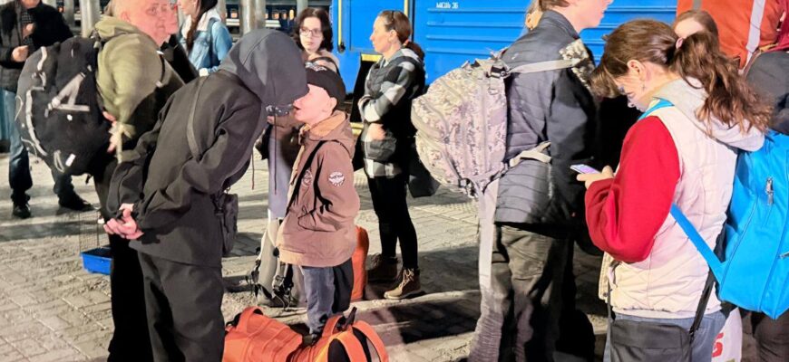 Спека не відступає: що важливо знати пасажирам перед поїздкою