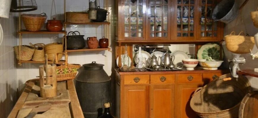 Як правильно сказати українською «кладовка» — пояснила мовознавиця