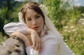 Вагітність зірки «Спіймати Кайдаша»: акторка вперше показала округлий животик