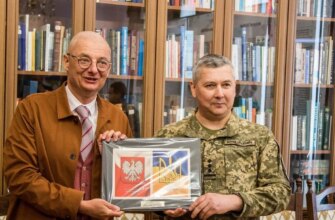 Дипломатичний скандал: високопосадовець Польщі демонстративно відмовився від українських нагород