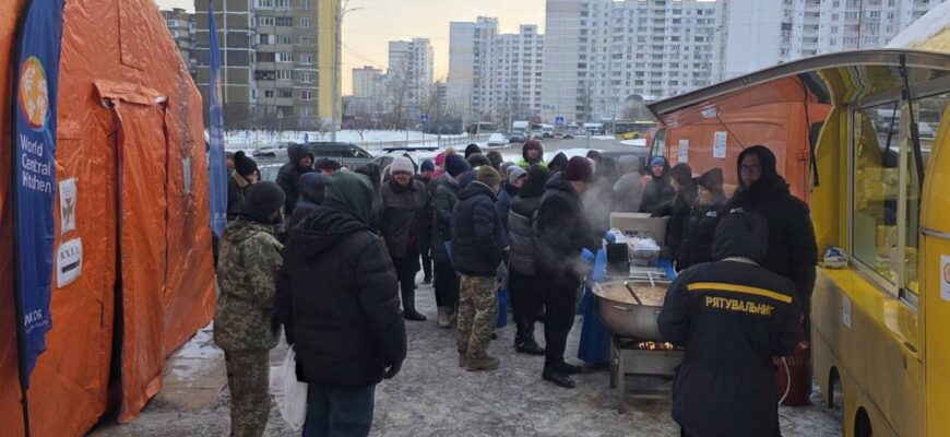 10 нових теплових станцій на 200 МВт будують у Києві: 5 — на лівому березі, 5 — на правому