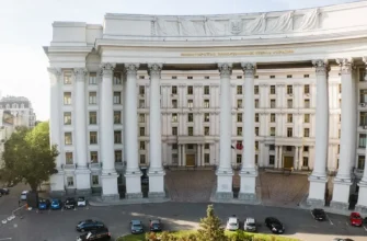 Скільки мільйонів на допомозі країні міг привласнити ексдержсекретар МЗС