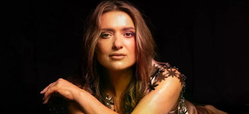 Спека, задишка та загроза життю: відома українська співачка знепритомніла після виступу