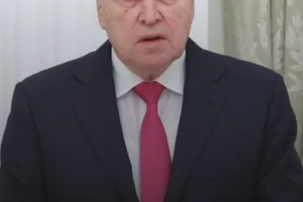 Телефонна розмова, що збурила світ: що відомо про таємничі переговори