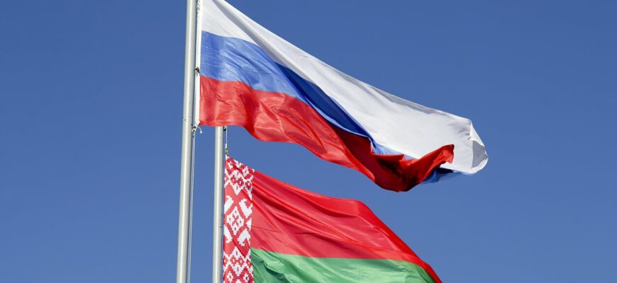 МЗС Литви виступило за запровадження нових обмежень для росіян і білорусів