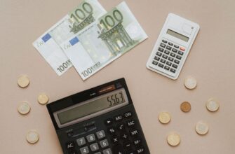Долар і євро на початку тижня: обмінники оновили курс валют