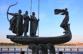 Справжня причина, чому Либідь на пам’ятнику засновникам Києва стоїть спиною до братів