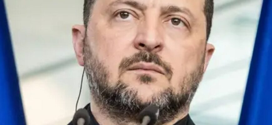 Володимир Зеленський попередив про підготовку ворога до масованого ракетного удару