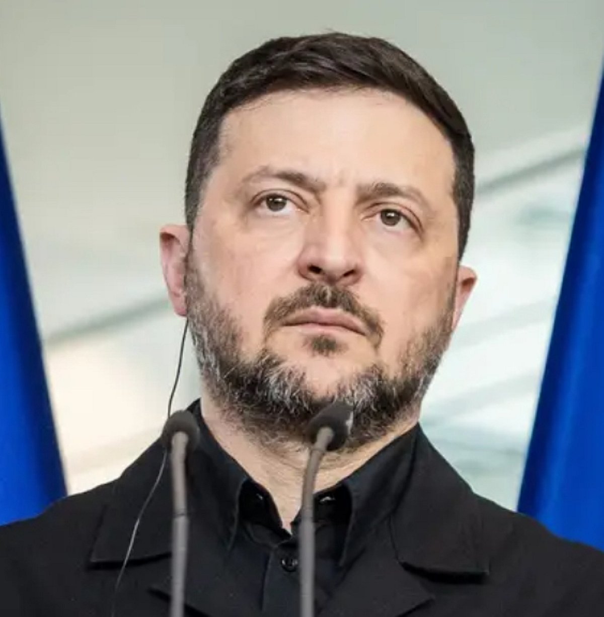 Володимир Зеленський попередив про підготовку ворога до масованого ракетного удару