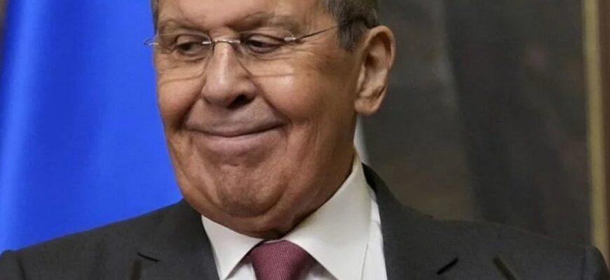 У Кремлі відмовилися від мирних переговорів та апелюють до «гордості» Росії: подробиці