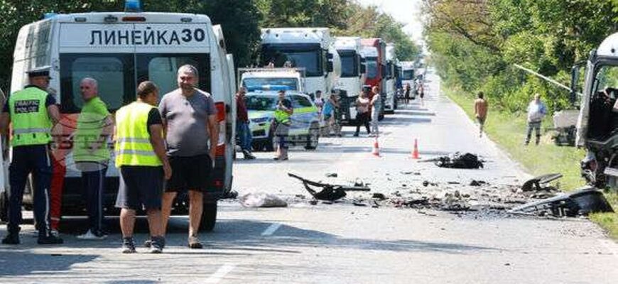 Смертельна дорога додому: жахлива аварія в Європі забрала життя цілої родини українців