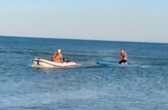 На Одещині дев’ятирічну дитину на матраці віднесло у небезпечну морську зону