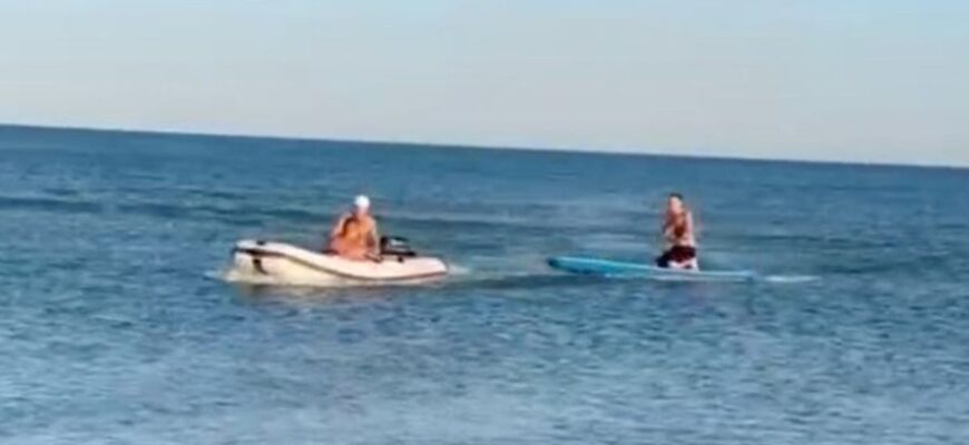 На Одещині дев’ятирічну дитину на матраці віднесло у небезпечну морську зону