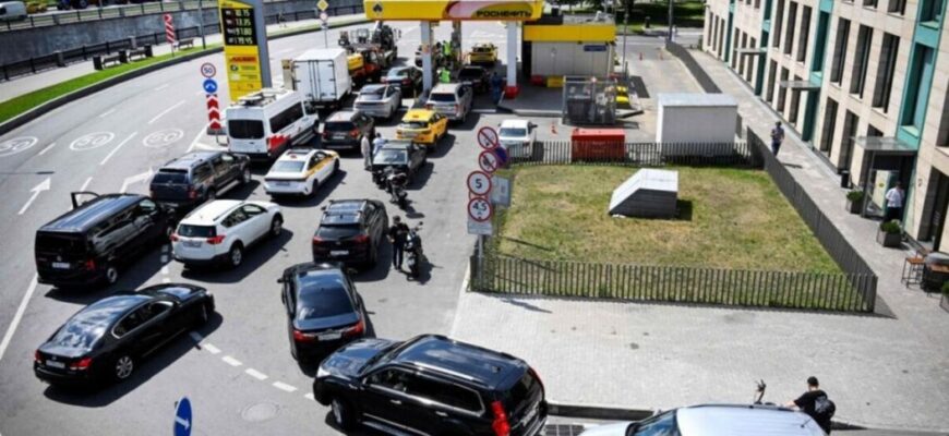 Ранковий терор: російські АЗС паралізовані після атаки дронів