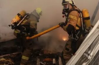 Нічний жах у Києві: балістика влучила в житлові квартали, поранена дитина