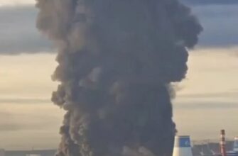 Путін у люті: точний приліт спричинив масштабну пожежу, з’явилося відео 🔥