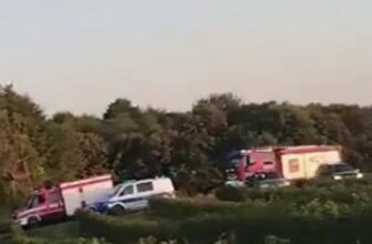 Під час російської атаки на Україну в Польщі впав невідомий об’єкт: на місці утворився величезний кратер (відео)