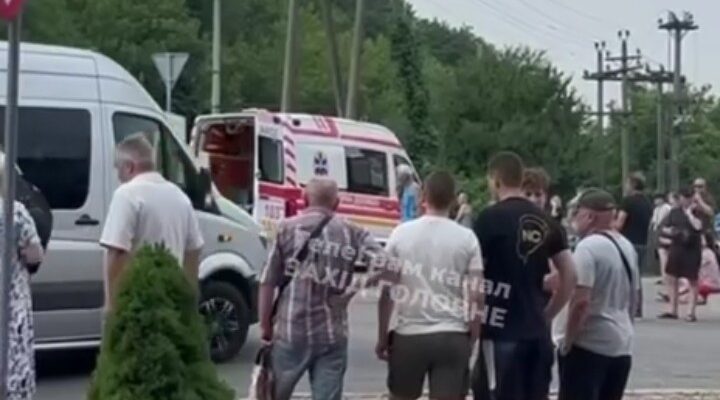 Трагедія на залізничному переїзді: що відомо про смертельну аварію