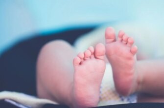 Жахлива знахідка у гуртожитку: мати покинула немовля напризволяще