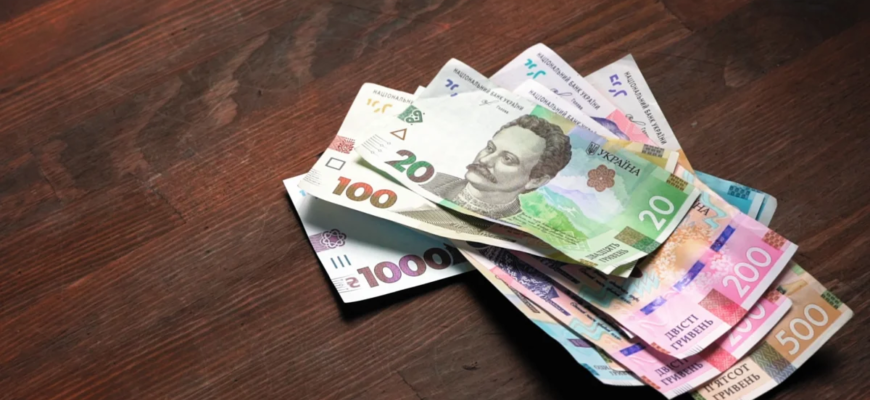 Обіцяють гроші за відключення світла: як шахраї виманюють дані українців