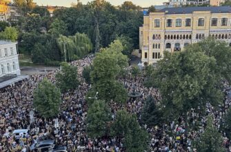 Київ на вулицях: тисячі людей вийшли протестувати через кадрові рішення