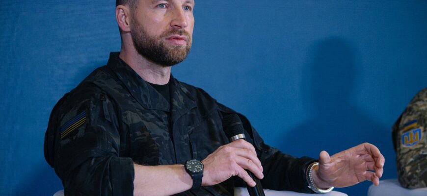 «У цій війні немає окремих фронтів» — Євгеній Хмара окреслив три головні пріоритети для дипломатів