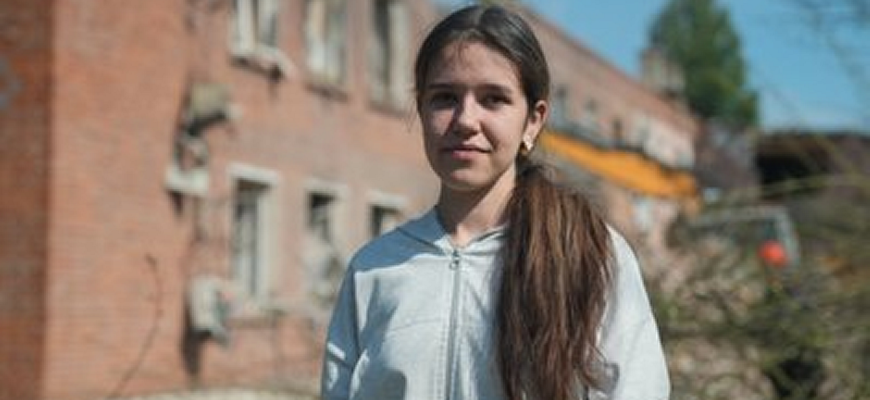 «Ми ледь вилізли, витягували з-під завалів»: Суми пережили наслідки російської атаки «Ми ледь вилізли, витягували з-під завалів»: Суми пережили наслідки російської атаки