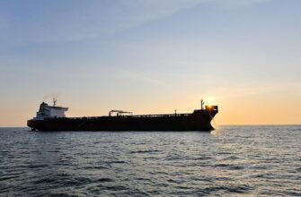 У Чорному морі біля Новоросійська пішло на дно 141-метрове судно