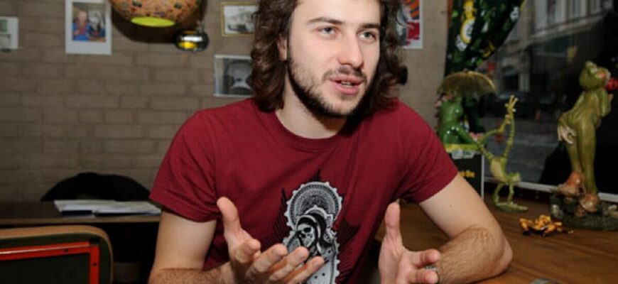 В’ячеслав Гармаш після звинувачень дружини у насильстві: що відомо про ведучого В’ячеслав Гармаш після звинувачень дружини у насильстві: що відомо про ведучого